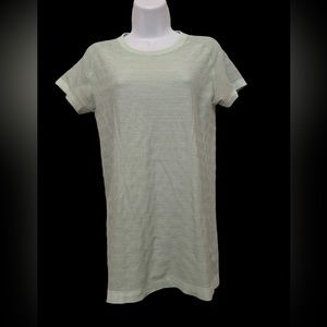 Mint green Lululemon top. Size 8